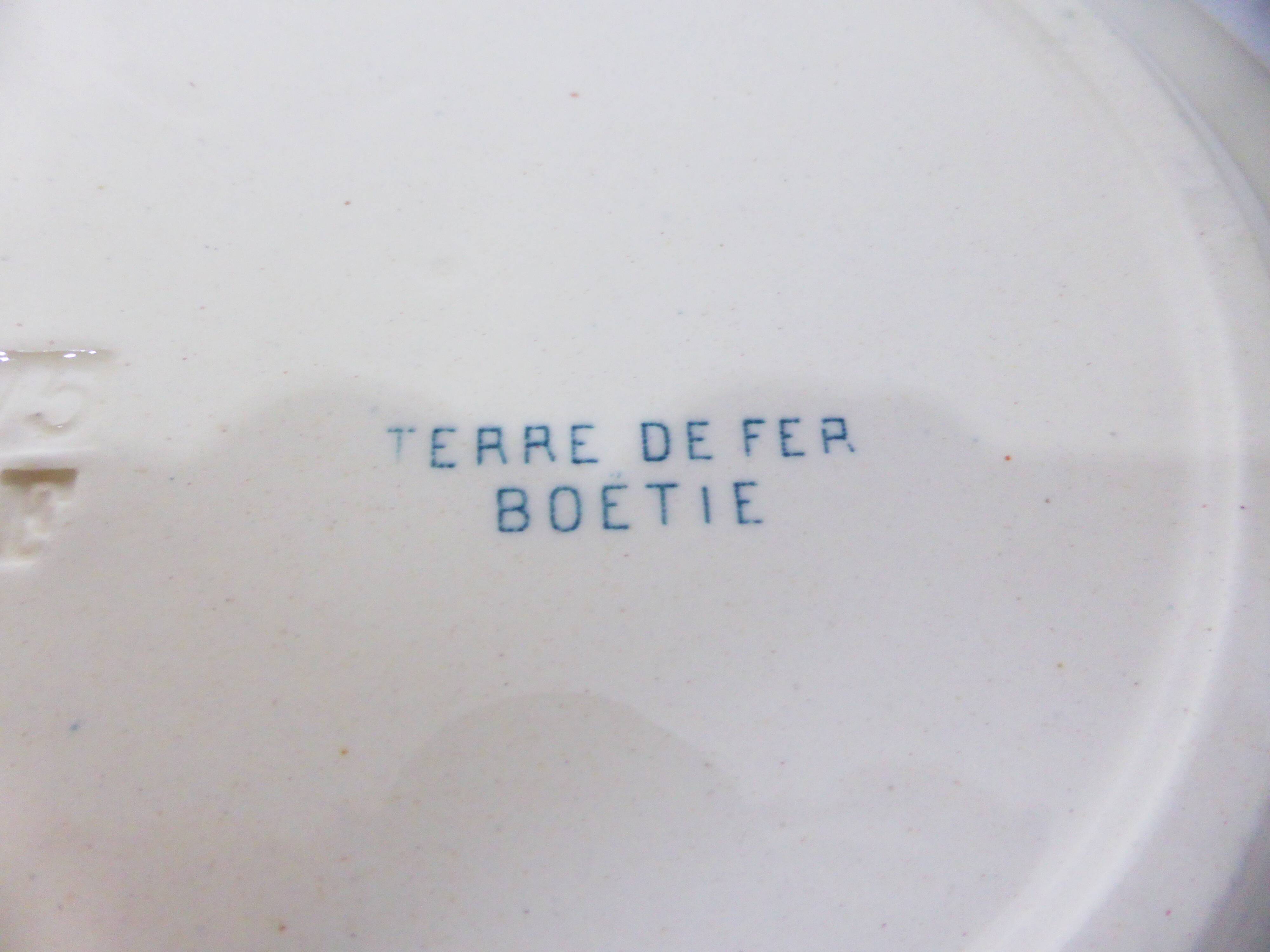 4 assiettes dessert vintage en terre de fer modèle Boetie