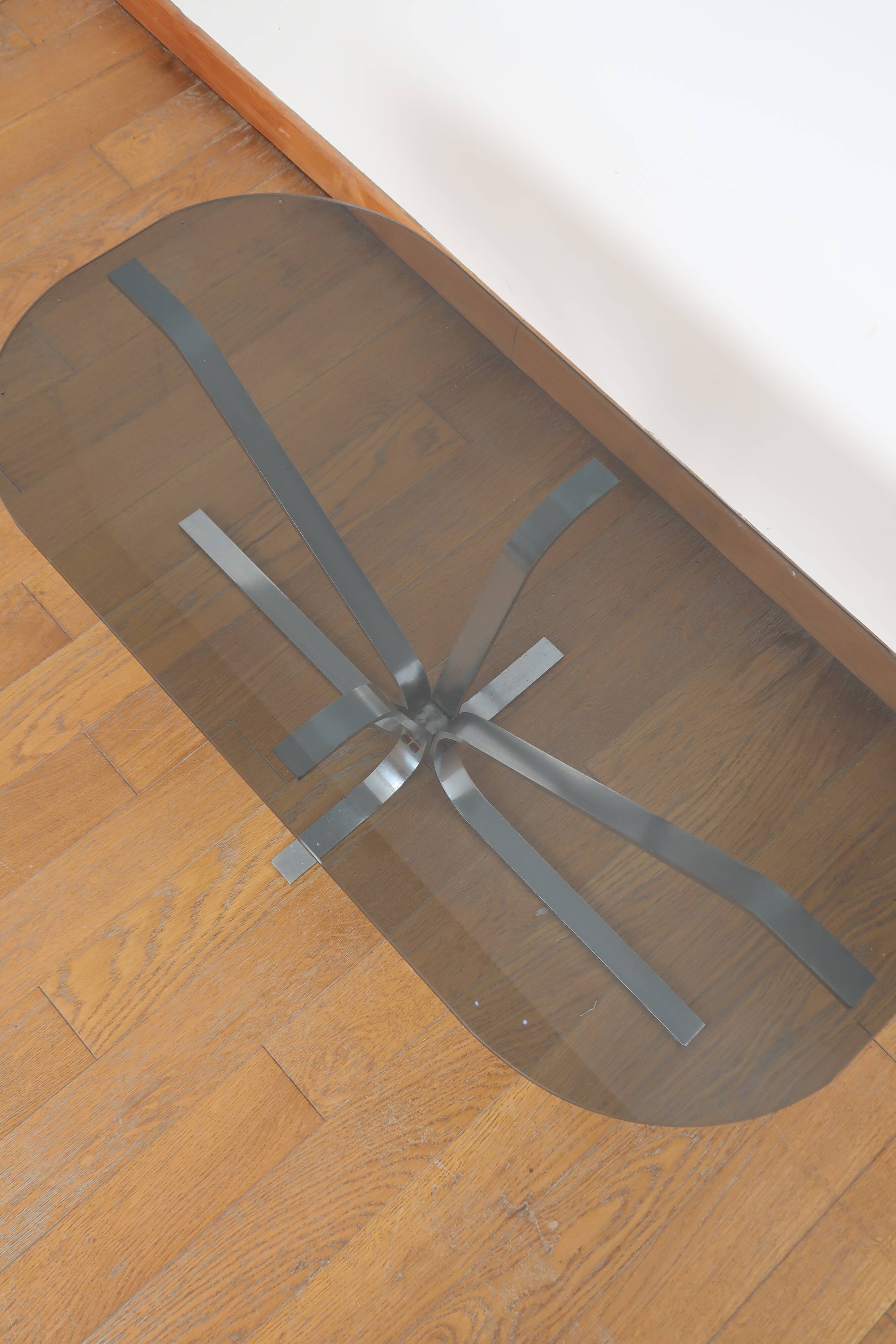 Oval coffee table smoked glass