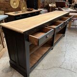 Early 20th century bar counter