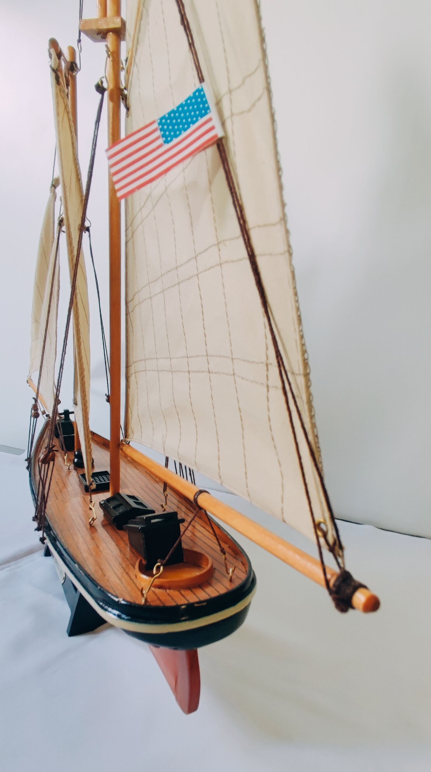 Model of nautical sailboat America 1851