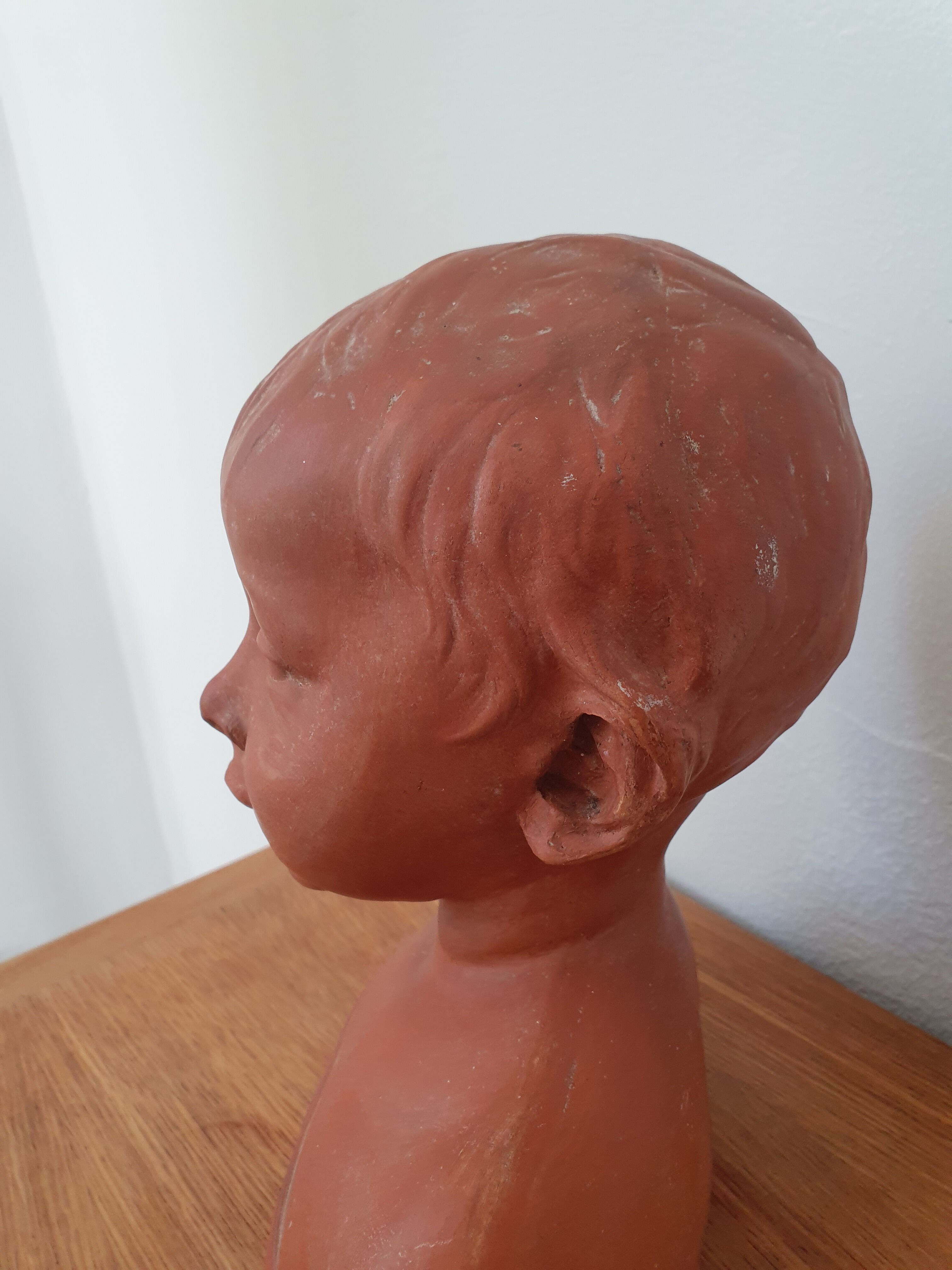 Child bust