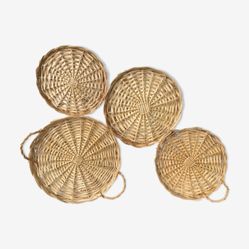 Lot of 4 rattan trays