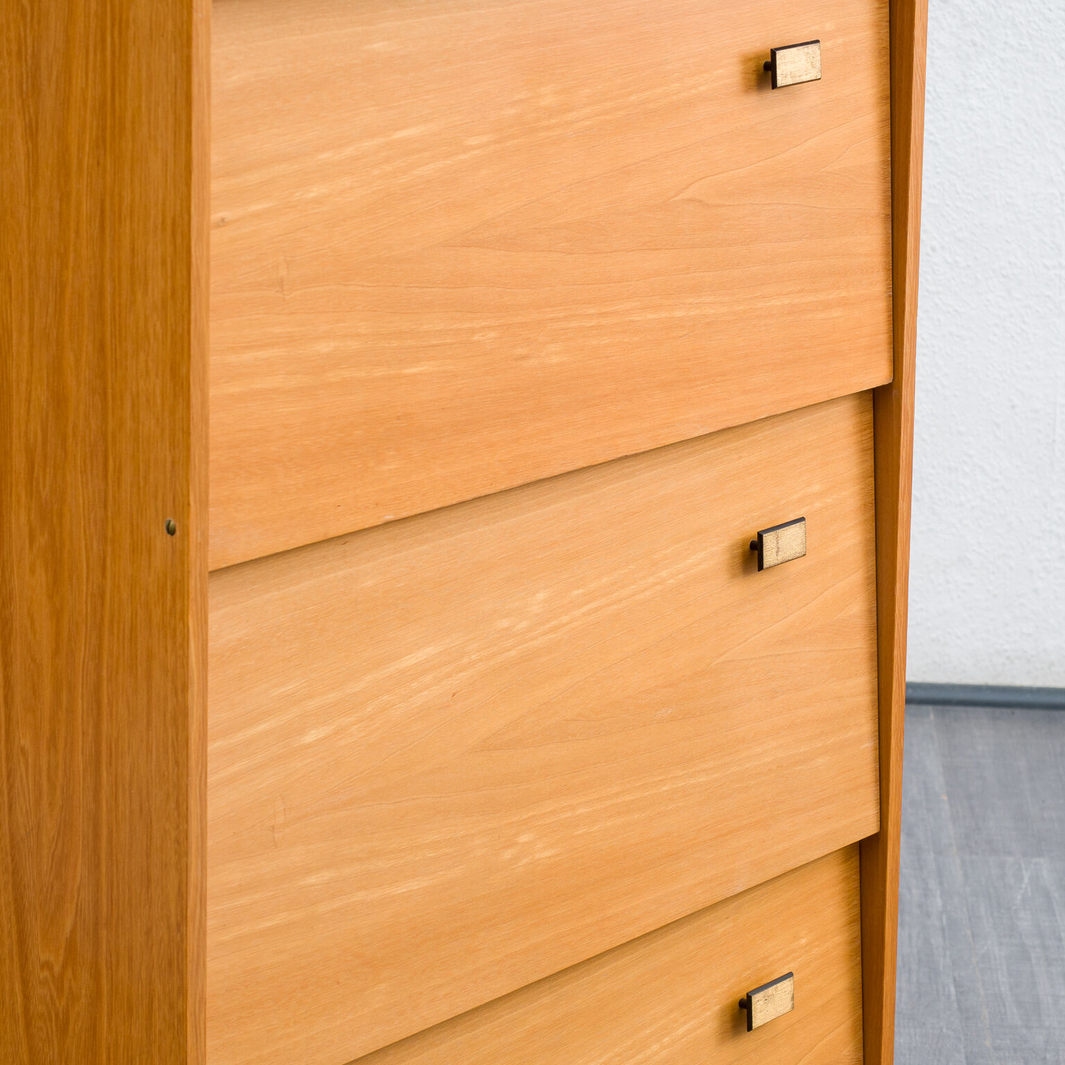 Armoire à chaussures, années 60, orme