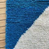 Traditional handmade wool rug size 150 x 250 cm