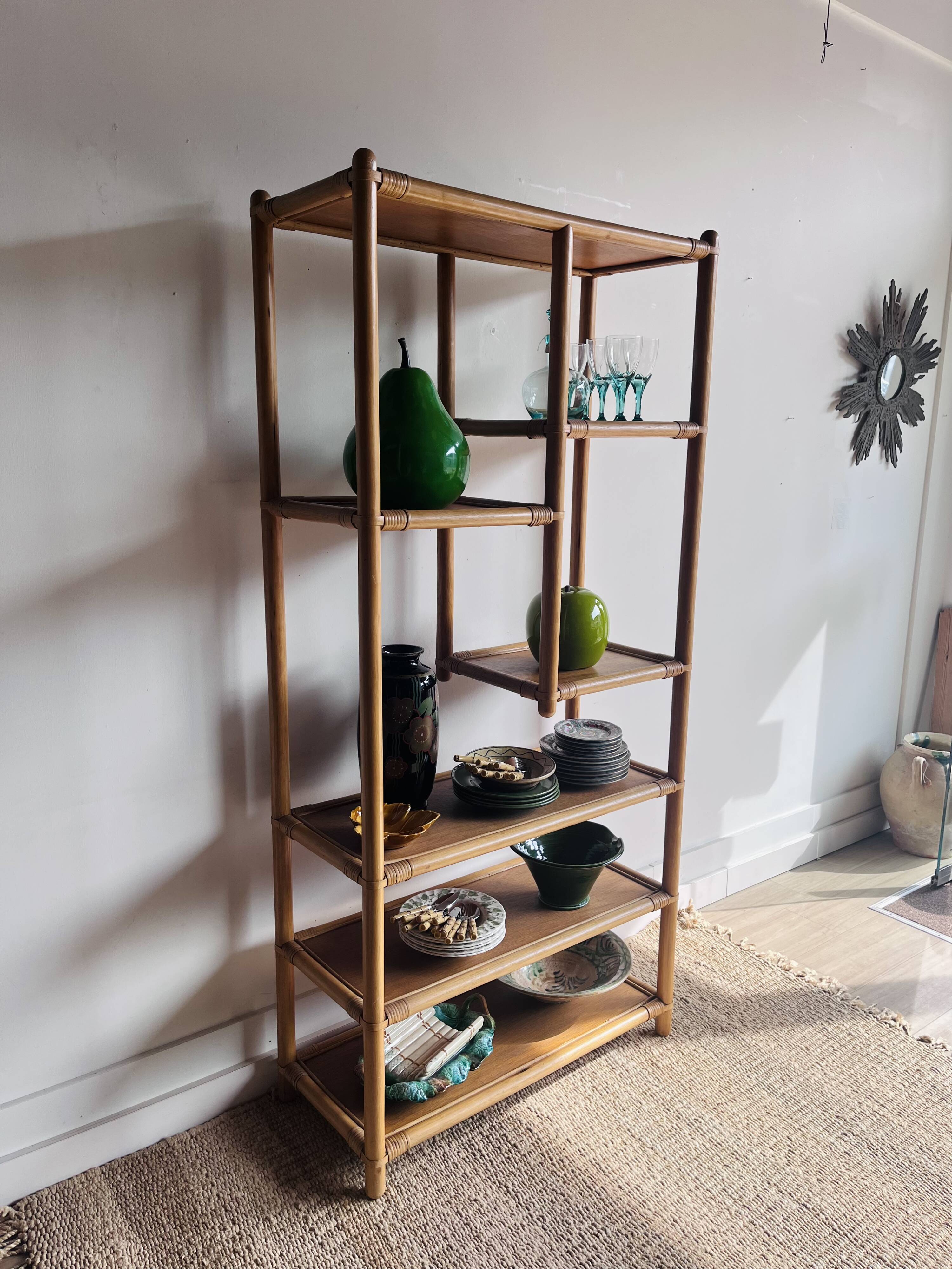 70's vintage bamboo rattan display bookshelf