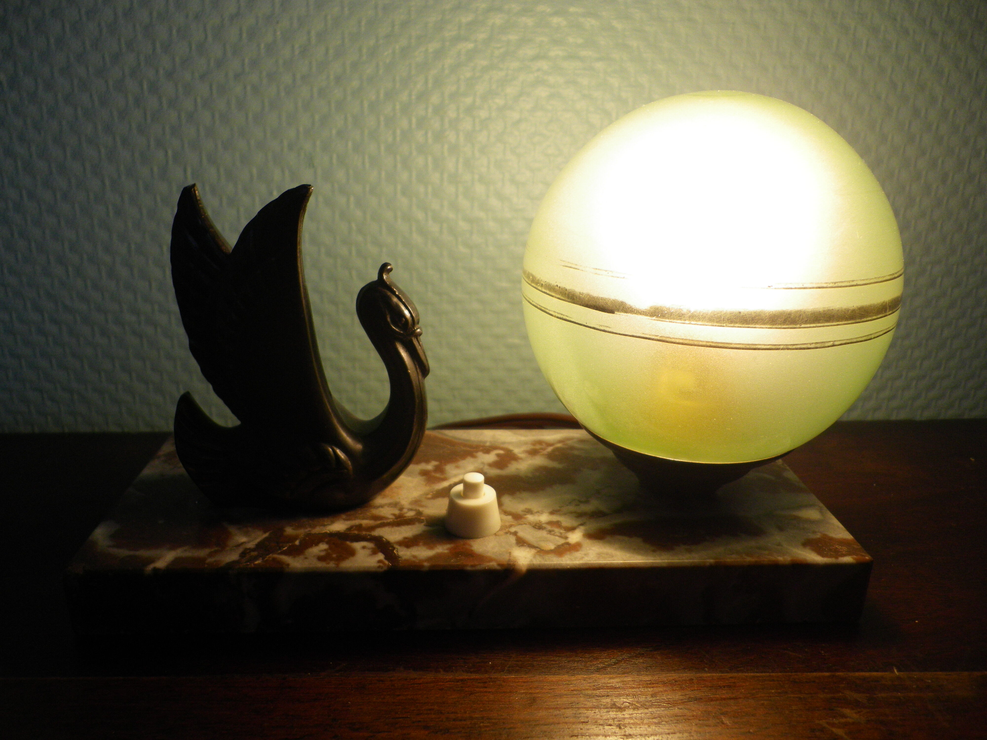 Table lamp, art deco, opaline, marble, bronze patinated metal, 30s/40s