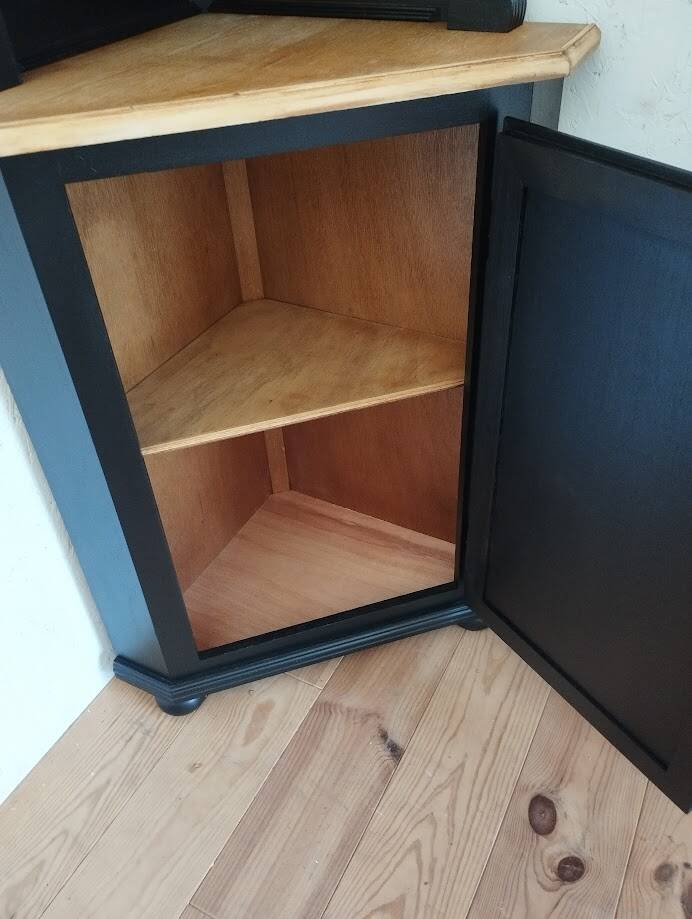 Corner cabinet, sideboard