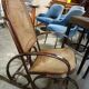 Rocking-chair vintage en bois courbé – Style Thonet