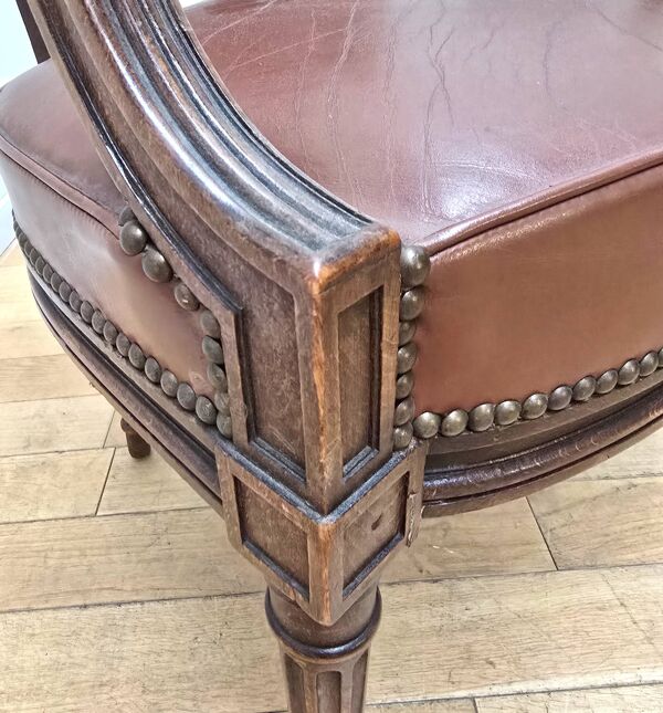 Suite de 4 fauteuils style Empire