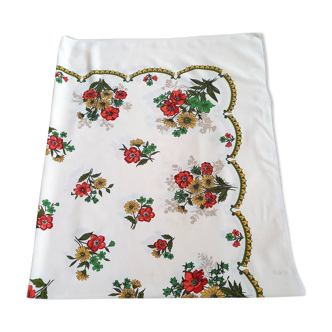 Old flower tablecloth Vintage 60s Floral decor