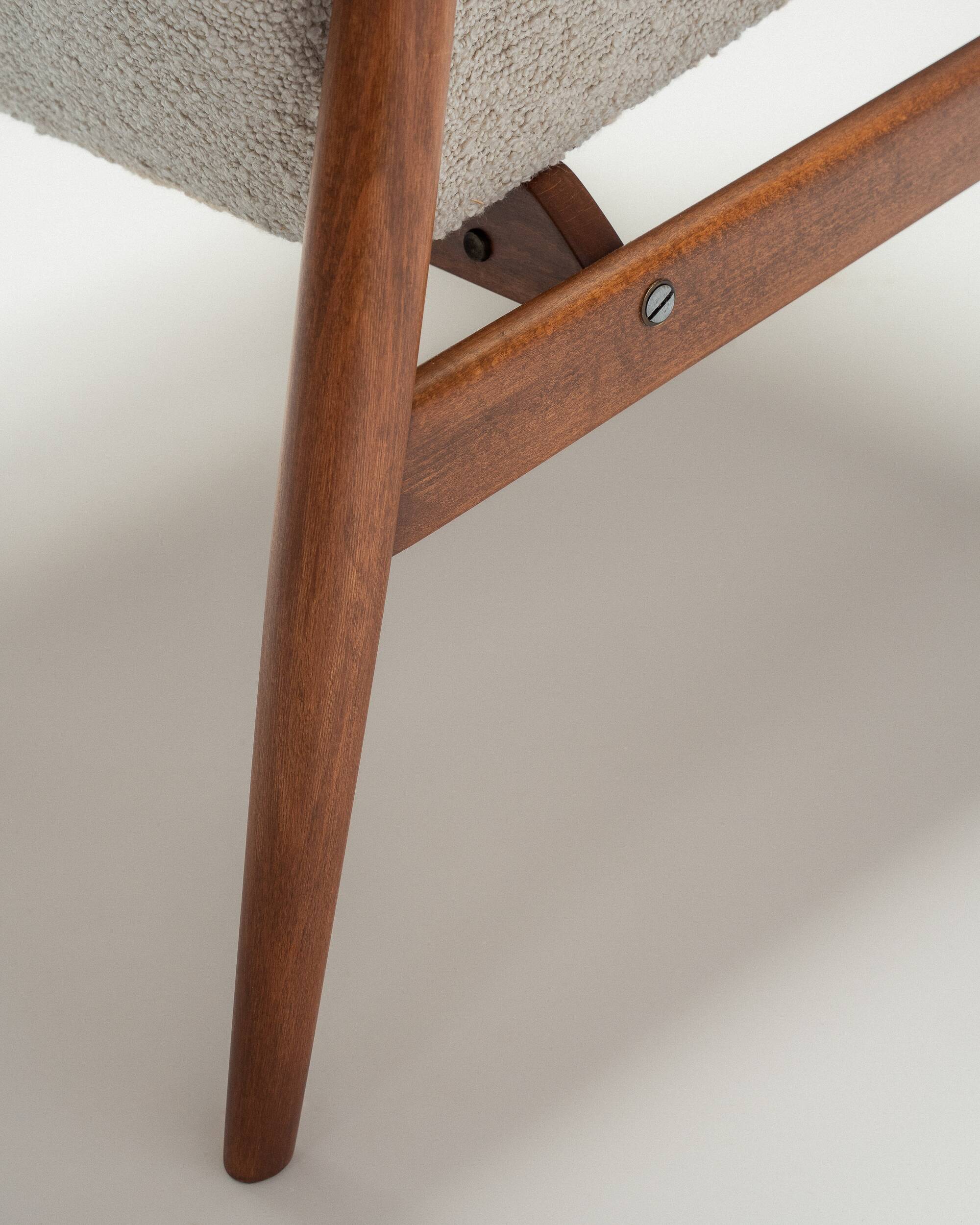 Fauteuil Lisek Mid-Century – Original vintage des années 1960 restauré par Henryk Lis