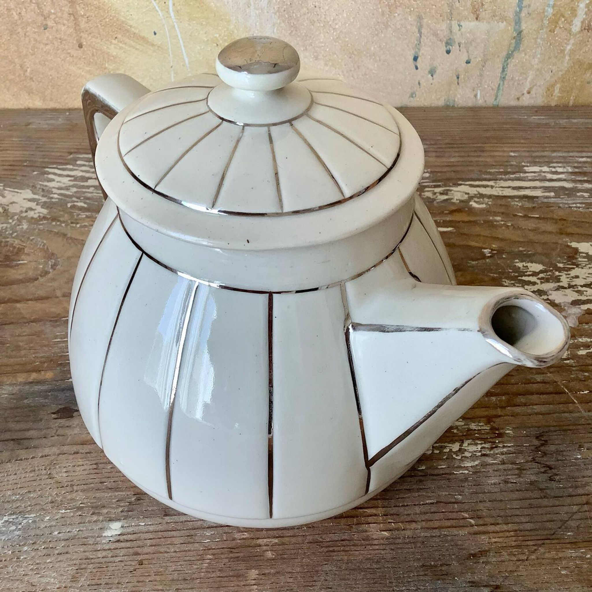 White teapot