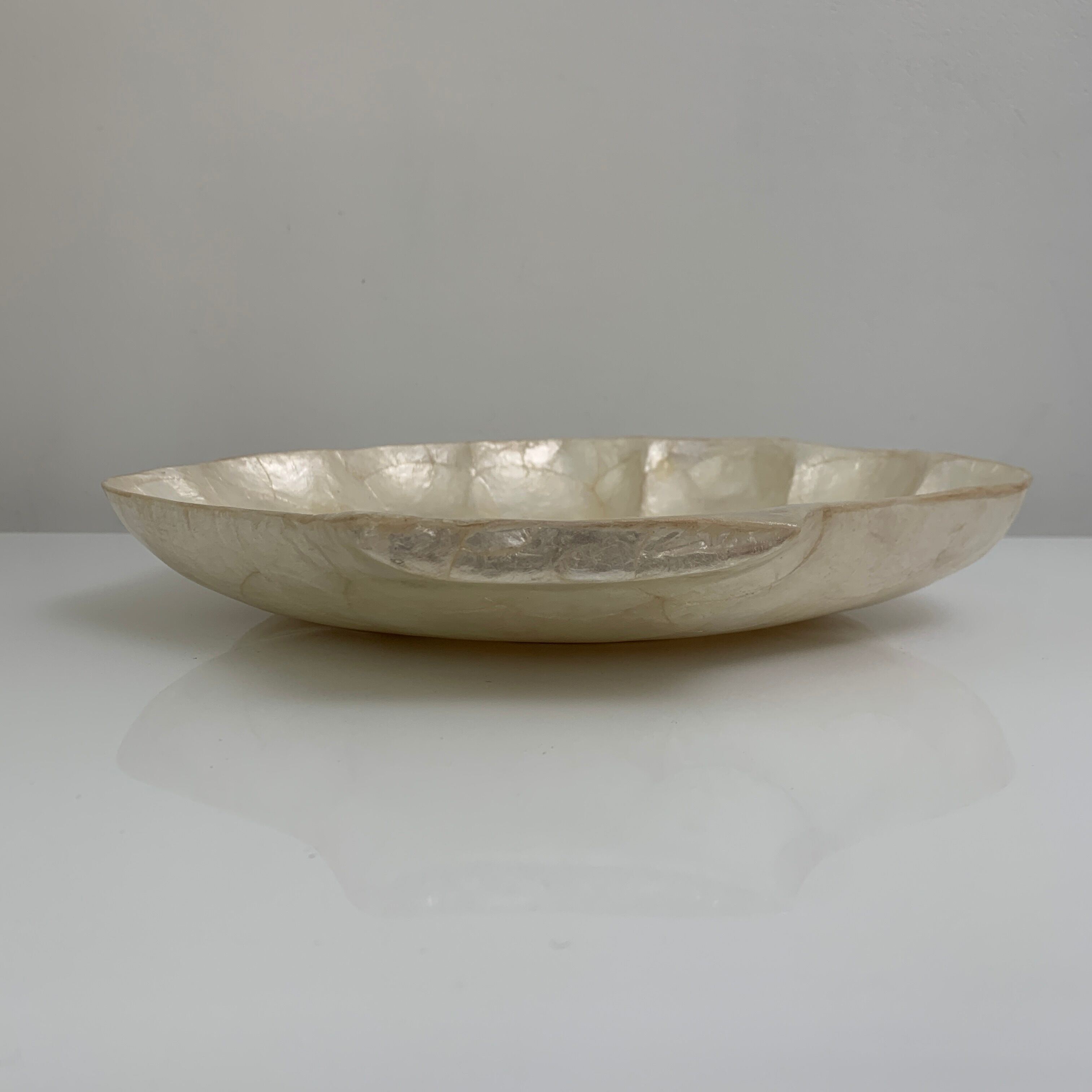 Pocket void shell-shaped shell mother-of-pearl of genuine Capiz