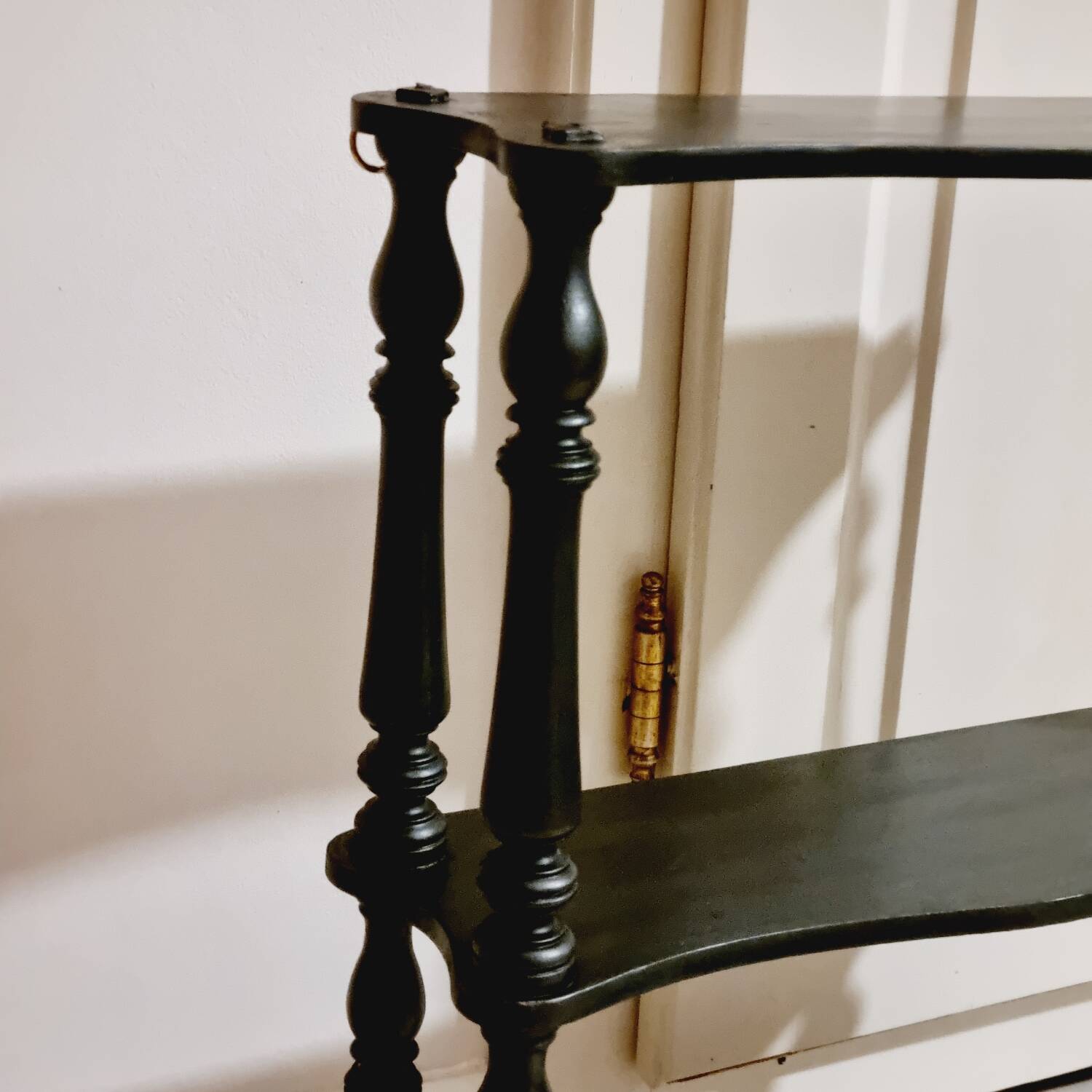 Lot of 2 old shelves