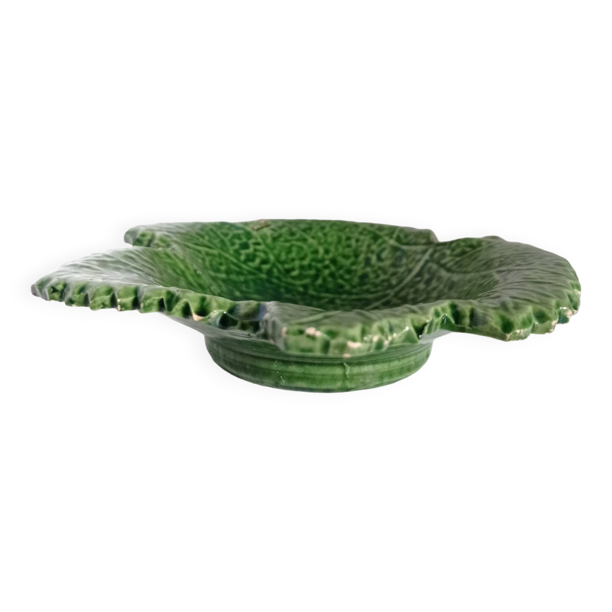 Vallauris vine leaf pocket emptier