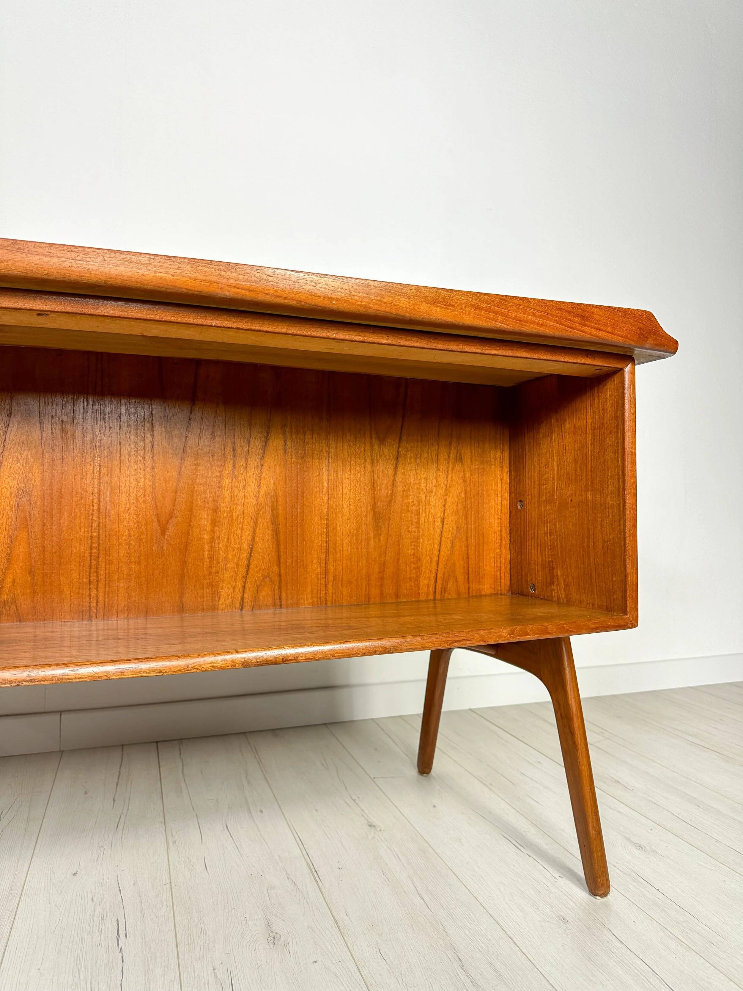 1960s Vintage Curved Teak Writing Desk by Svend Aage Madsen