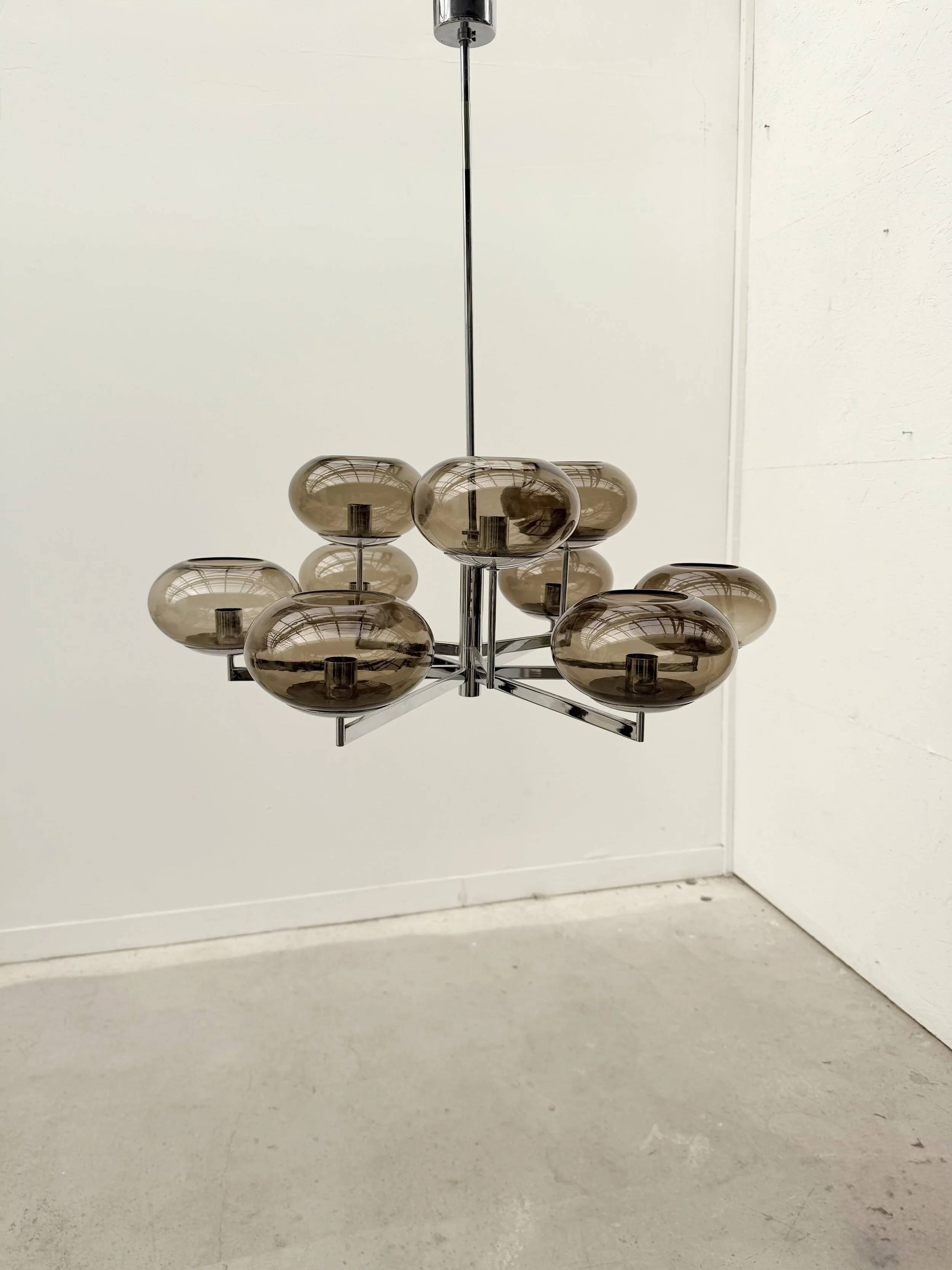 Chandelier by Gaetano Sciolari in chrome and glass, Italy 1970.