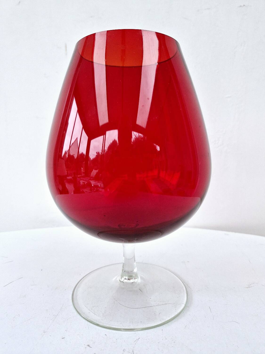Vintage empoli italian glass red brandy type footed vase