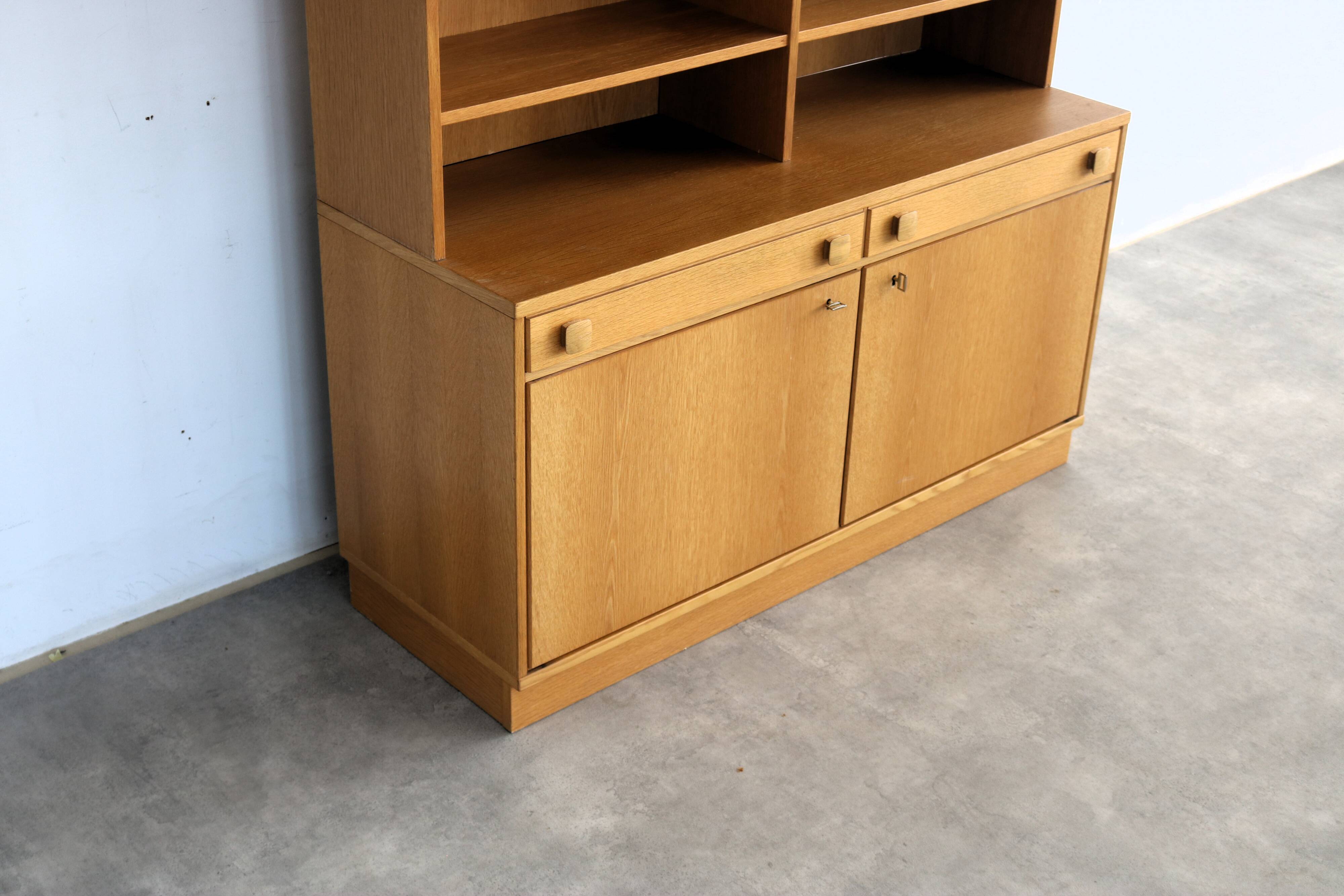 vintage bookcase | oak | 1960s | Ulferts