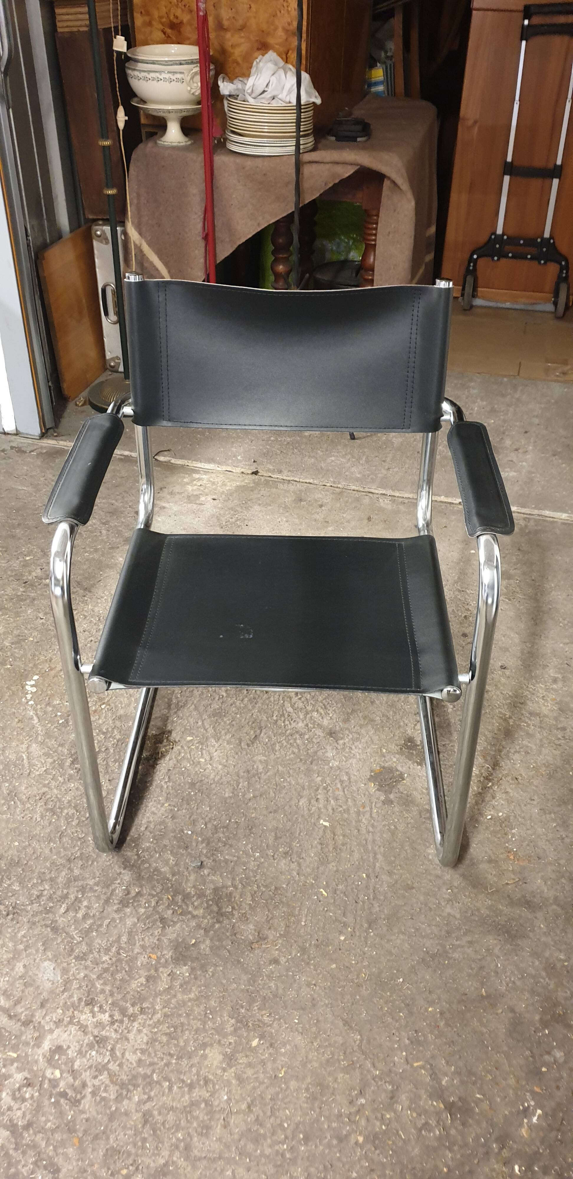 Desing sled chair