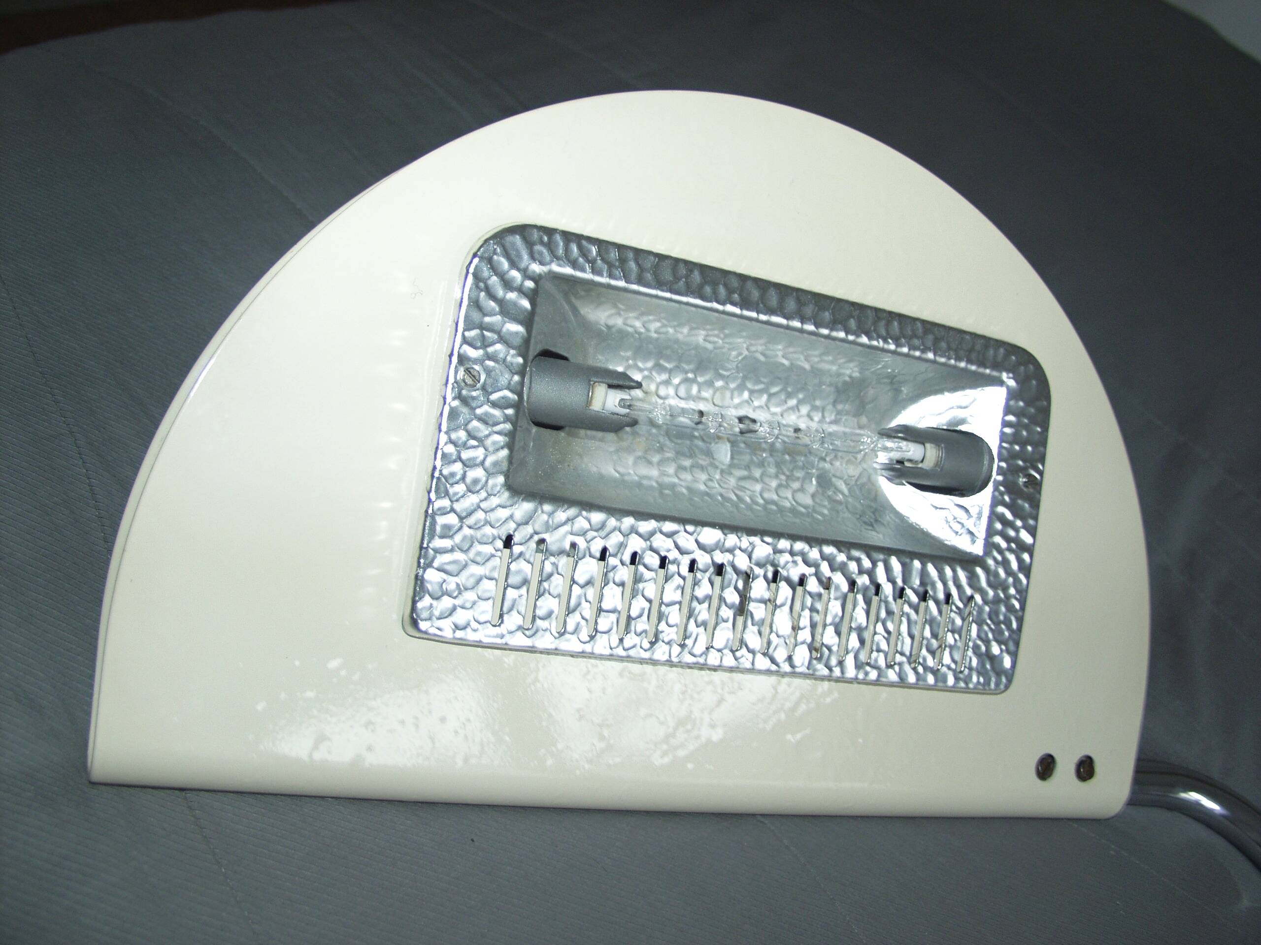 Luminaire "Mezzaluna" designed by Bruno Gecchelin ('75) / Ceiling light or wall light