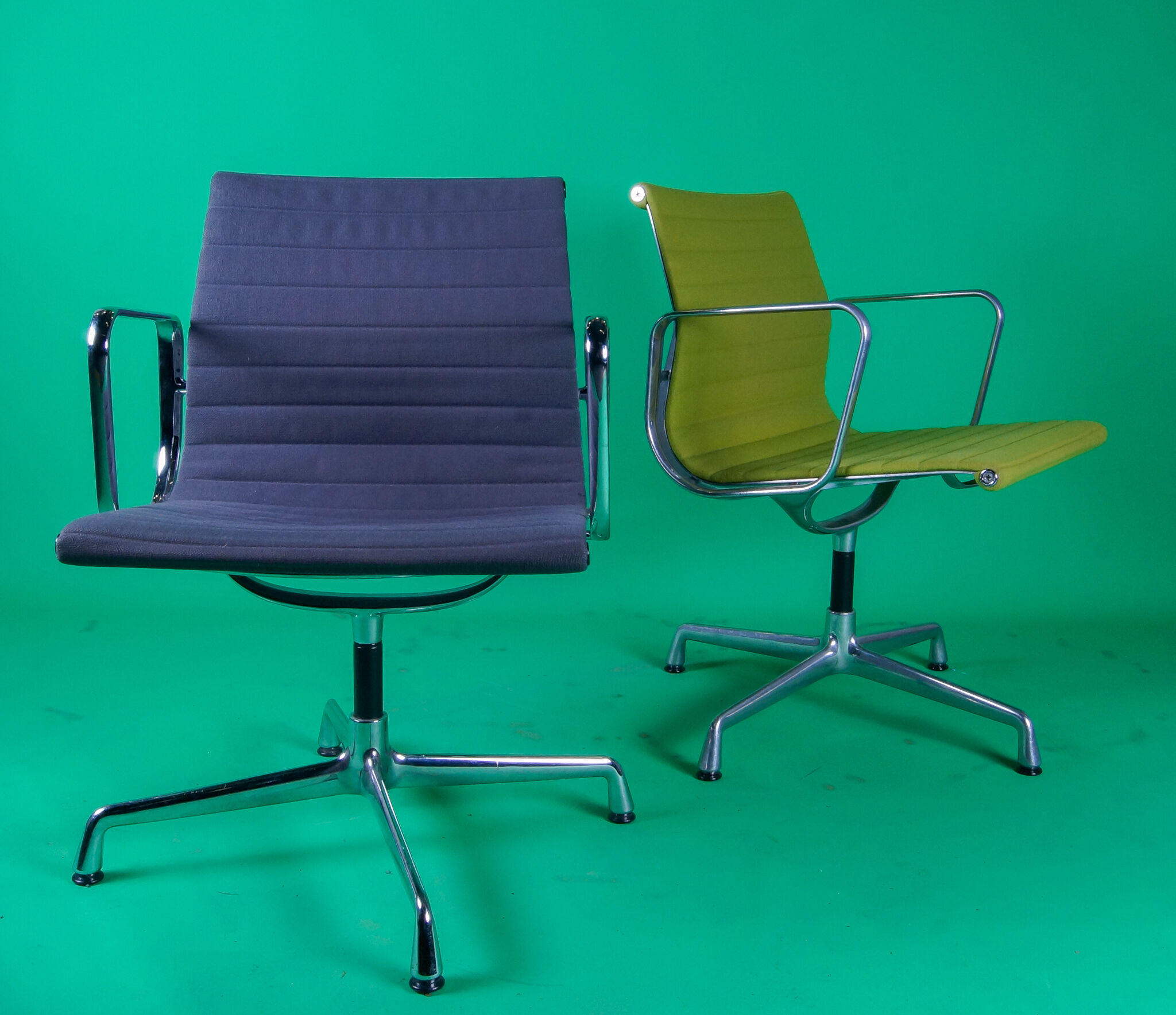 Set of 8 chairs model EA108 & EA107 by Charles and Ray Eales Vitra edition