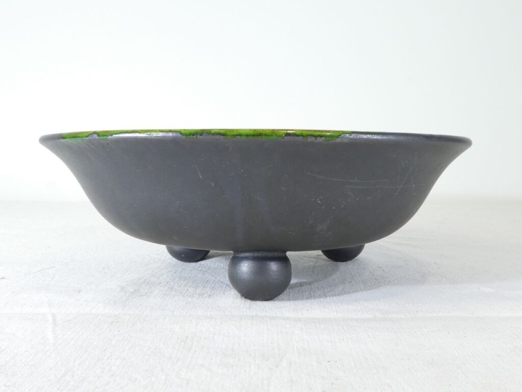 Fruit cup in black ceramic matte