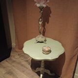 Guéridon en bois patiné à l'ancienne