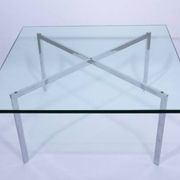 Table basse Barcelona par Ludwig Mies Van Der Rohe