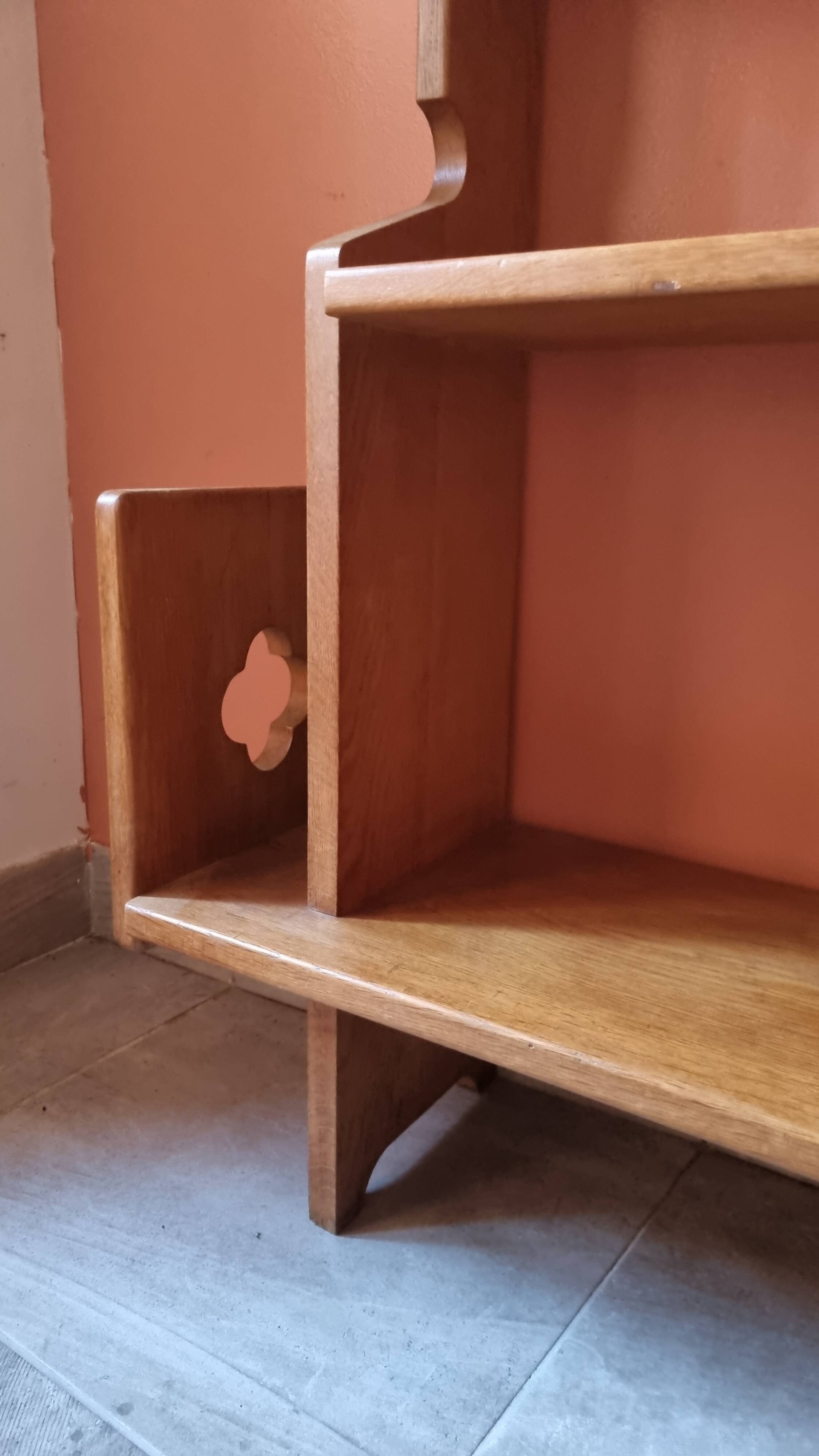 Guillerme and Chambron shelf