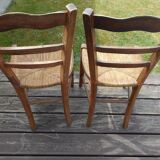 Lot de 2 chaises anciennes en bois paillées (assise en paille)