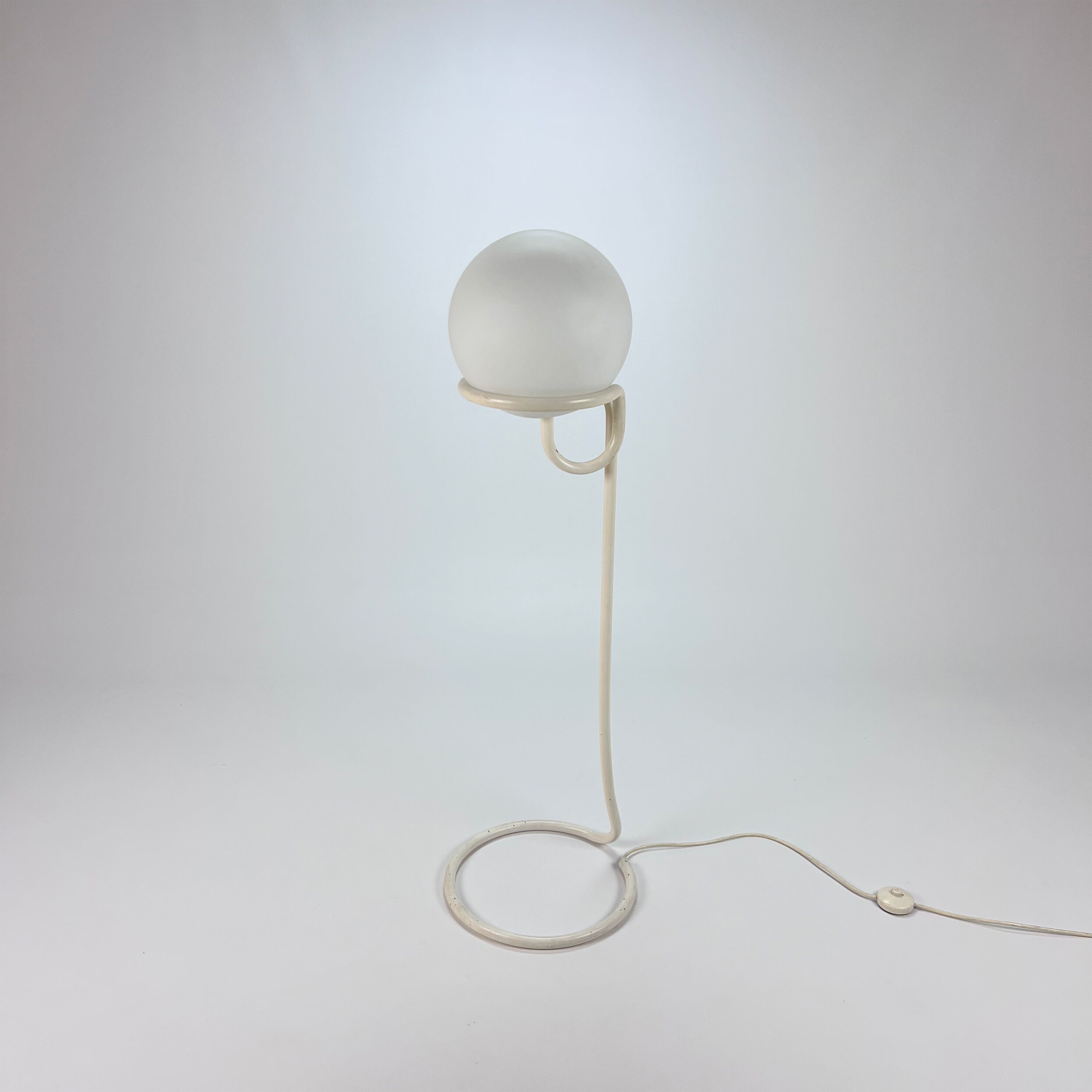 Dutch Design Globe Floorlamp designed by Aldo van den Nieuwelaar For Domani Design, 1960s