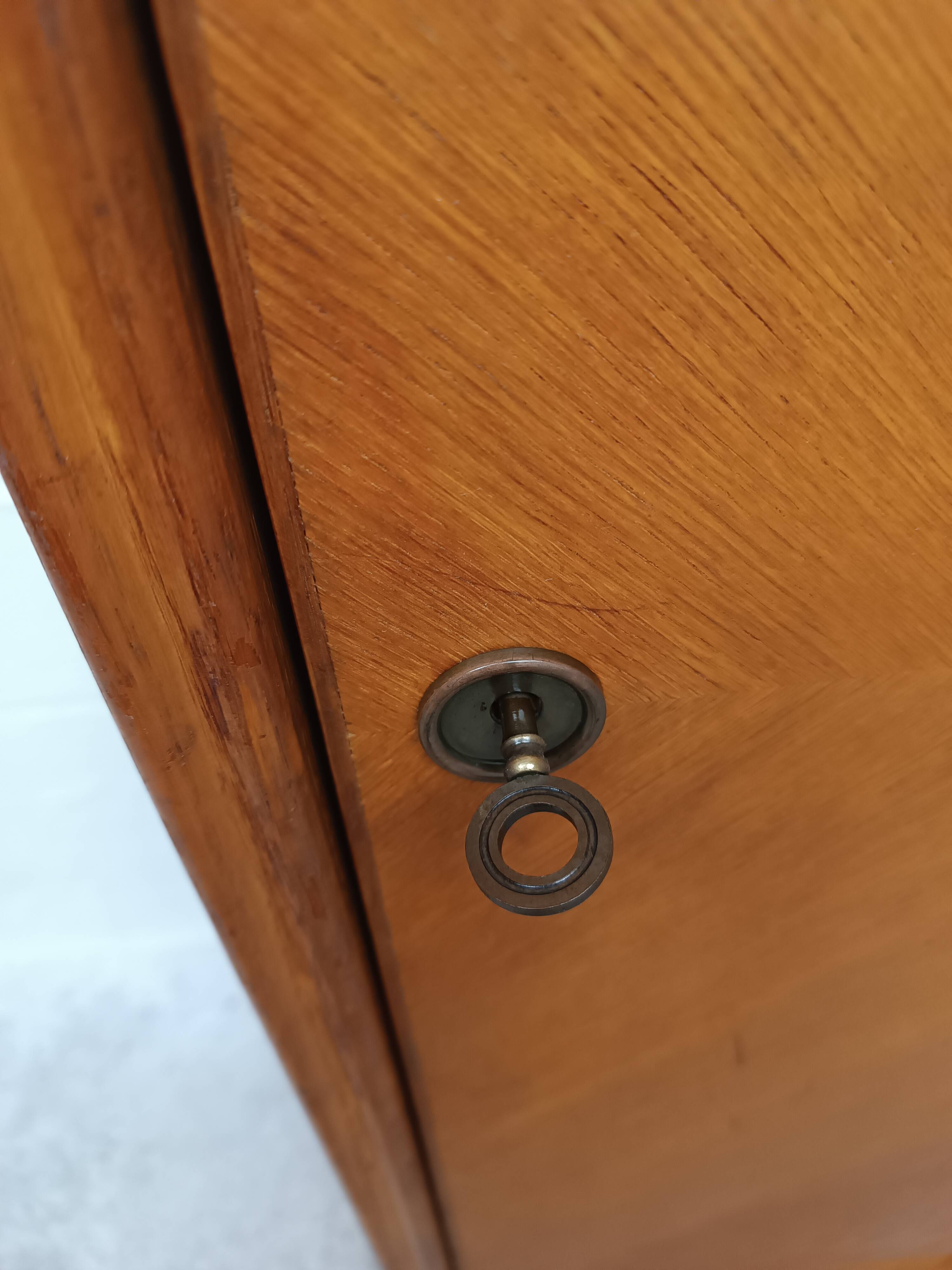 Wing-shaped locker cabinet from the 1950s