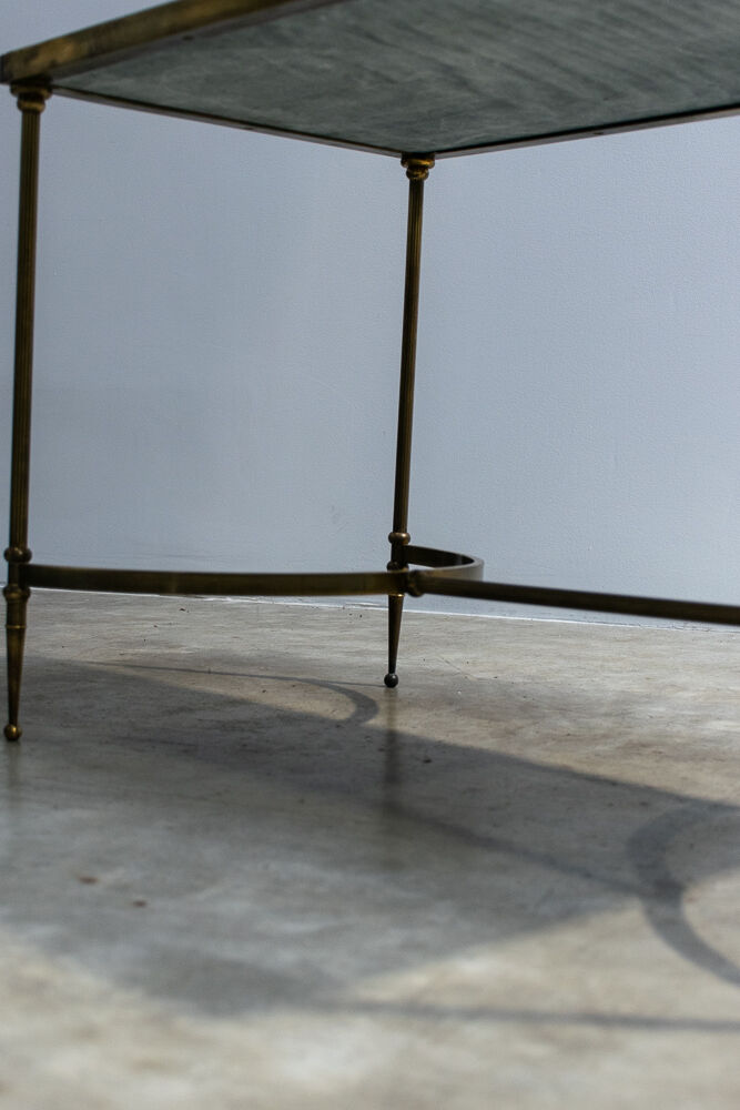 Table basse du milieu du siècle, France 1960 en laiton et marbre vert