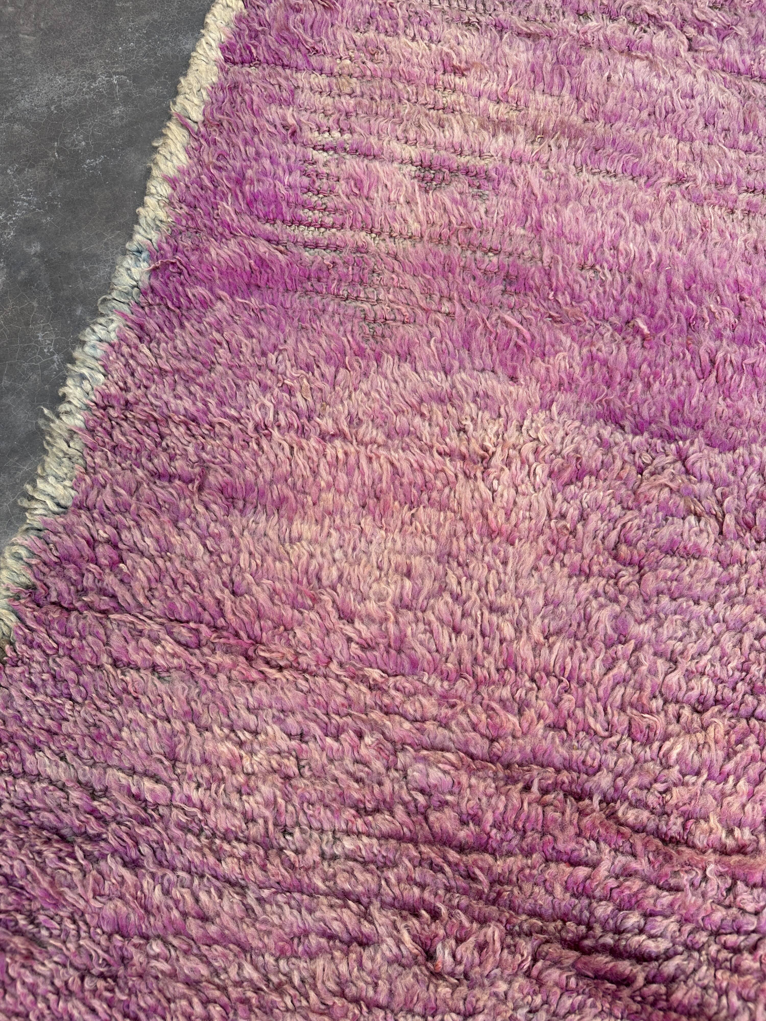 Moroccan rug Beni M'Guild purple - 269 x 160 cm