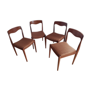4 chaises scandinaves