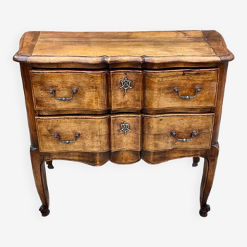 Petite commode en noyer d’époque louis xvi  18 eme siècle