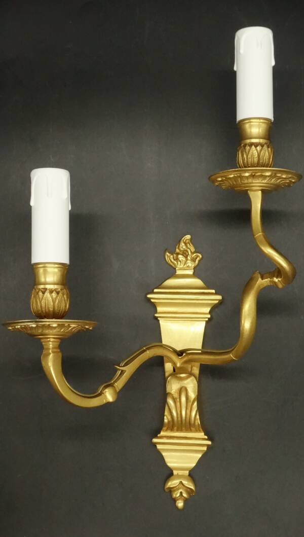 Pair of large Louis XVI style wall lights from the 19th century - gilded bronze