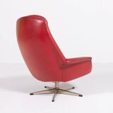 1960’s/70’s Bramin swivel lounge armchair in patinated red brown leather on five star steel leg, loo