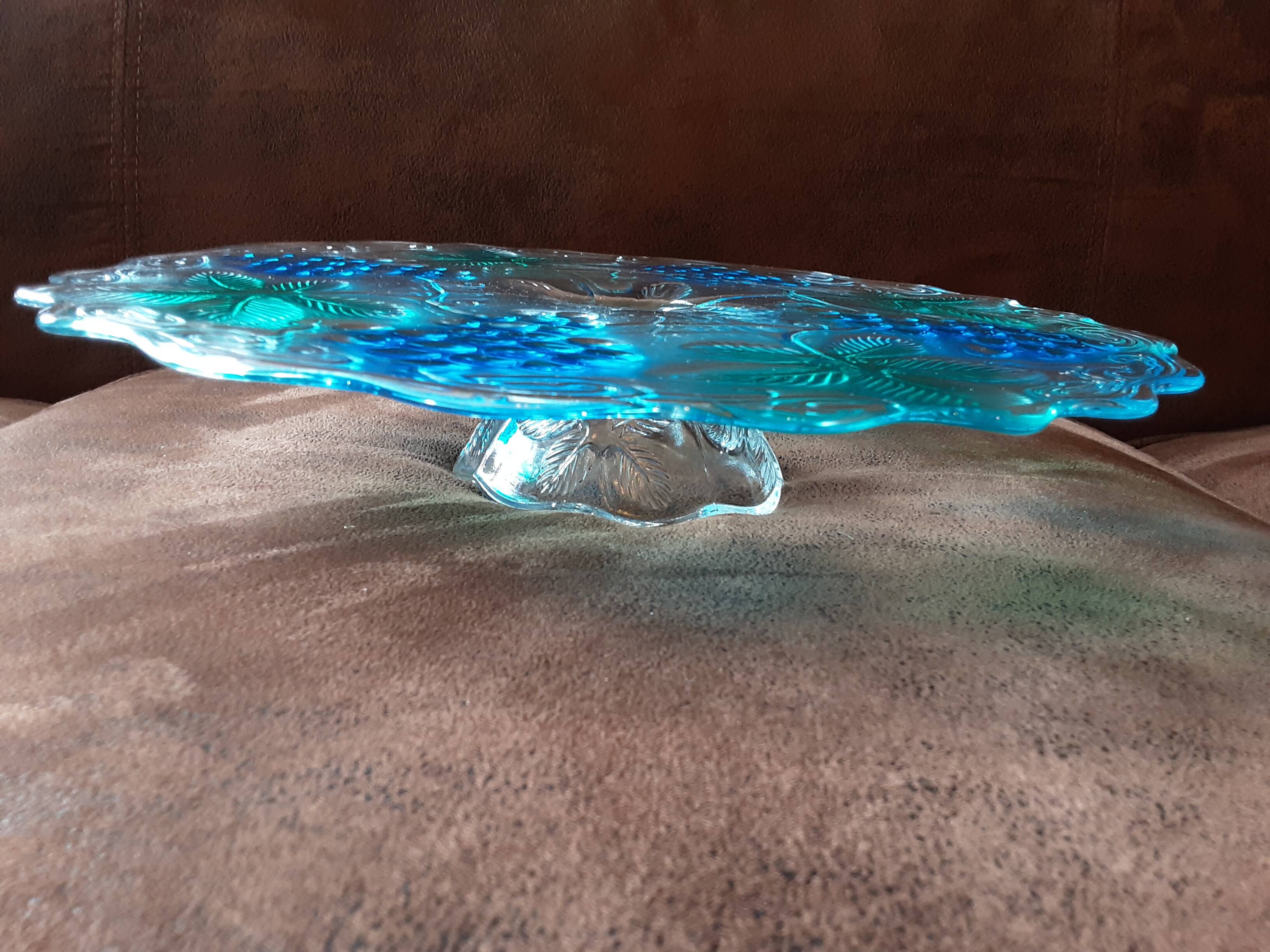 Crystal pedestal dish