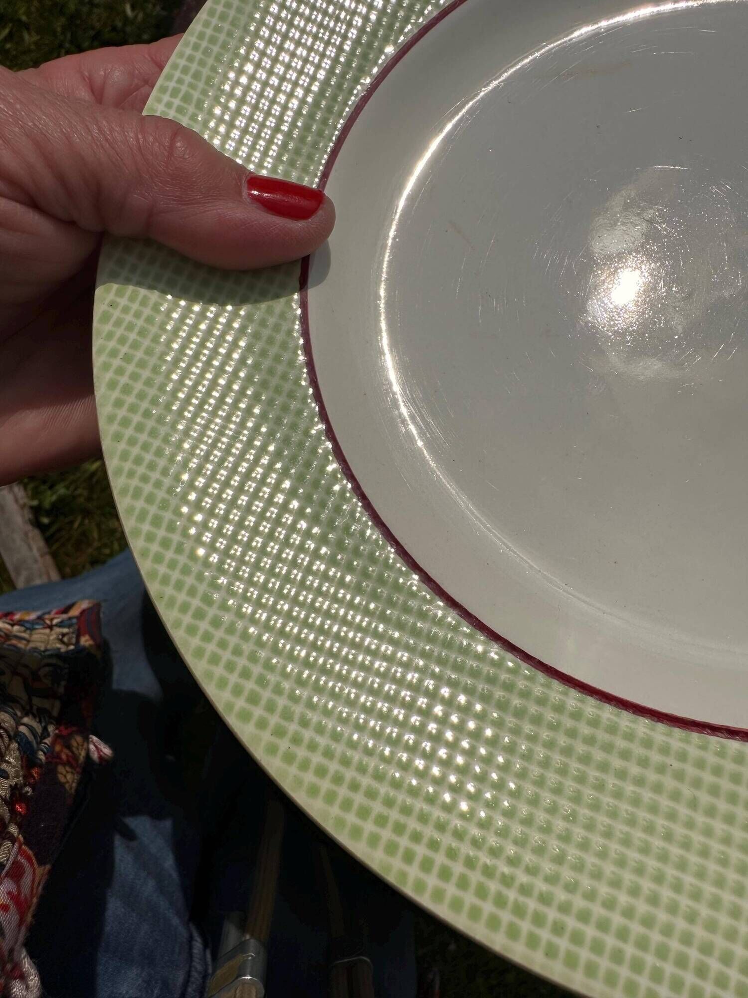 Set of 5 Salins Isoard model plates in vintage green earthenware.