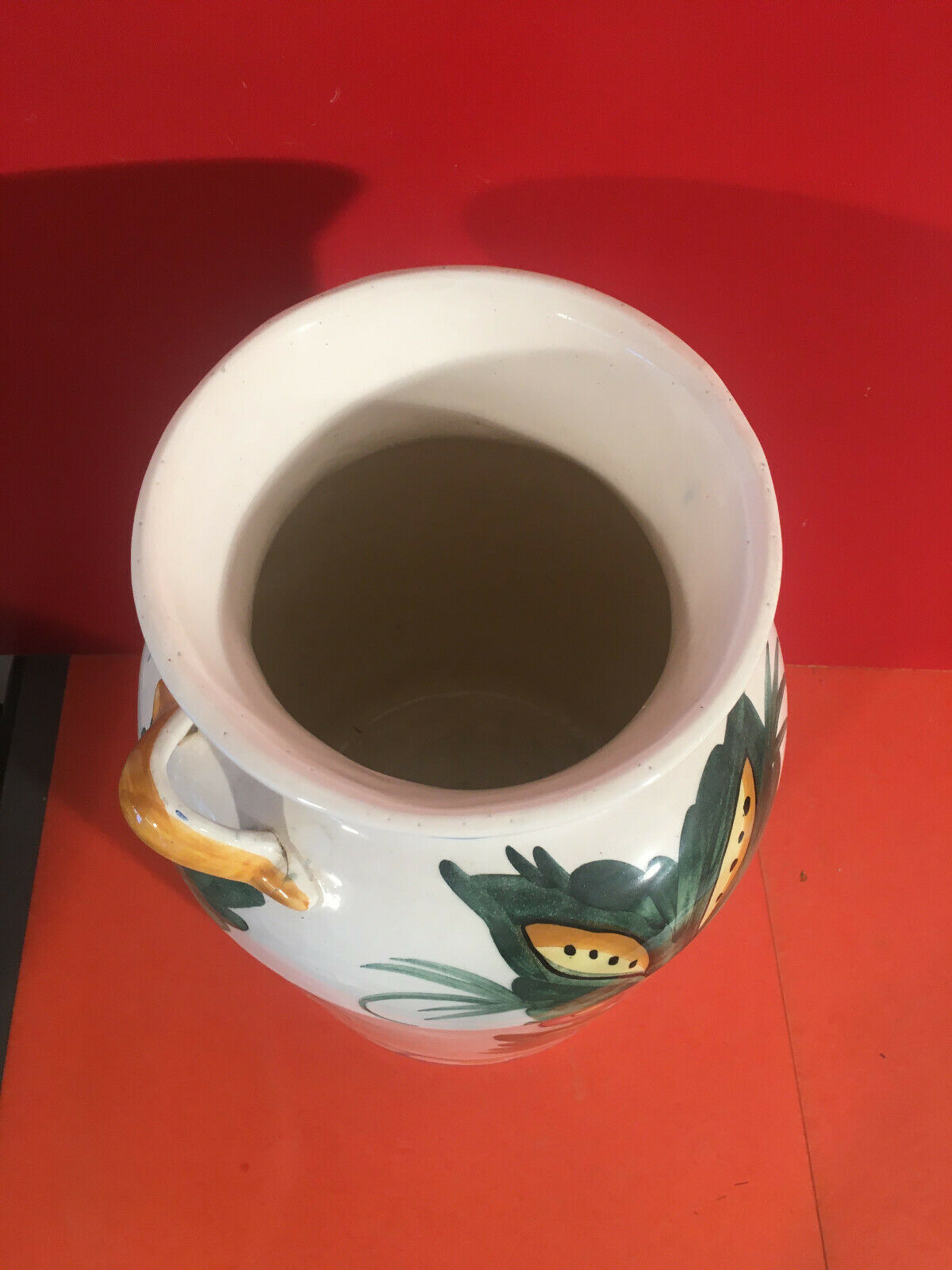 Ceramic umbrella door