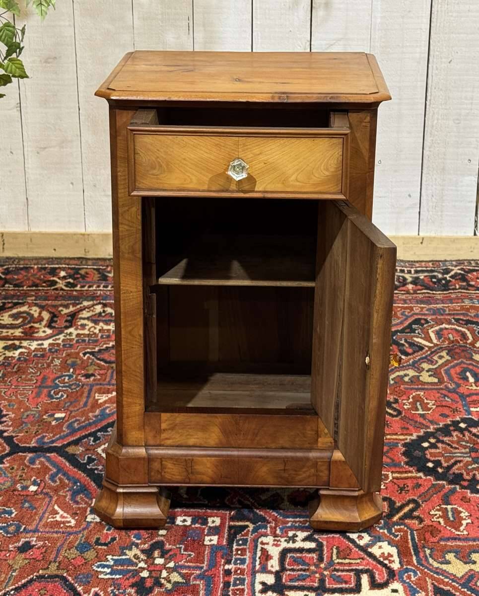 Louis Philippe bedside table from the 19th century in cherry wood.