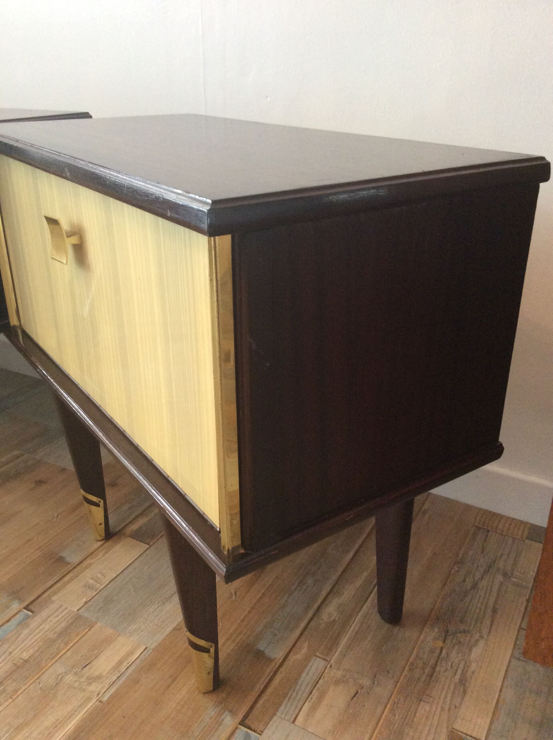 Paire de tables de chevets des années 50/60