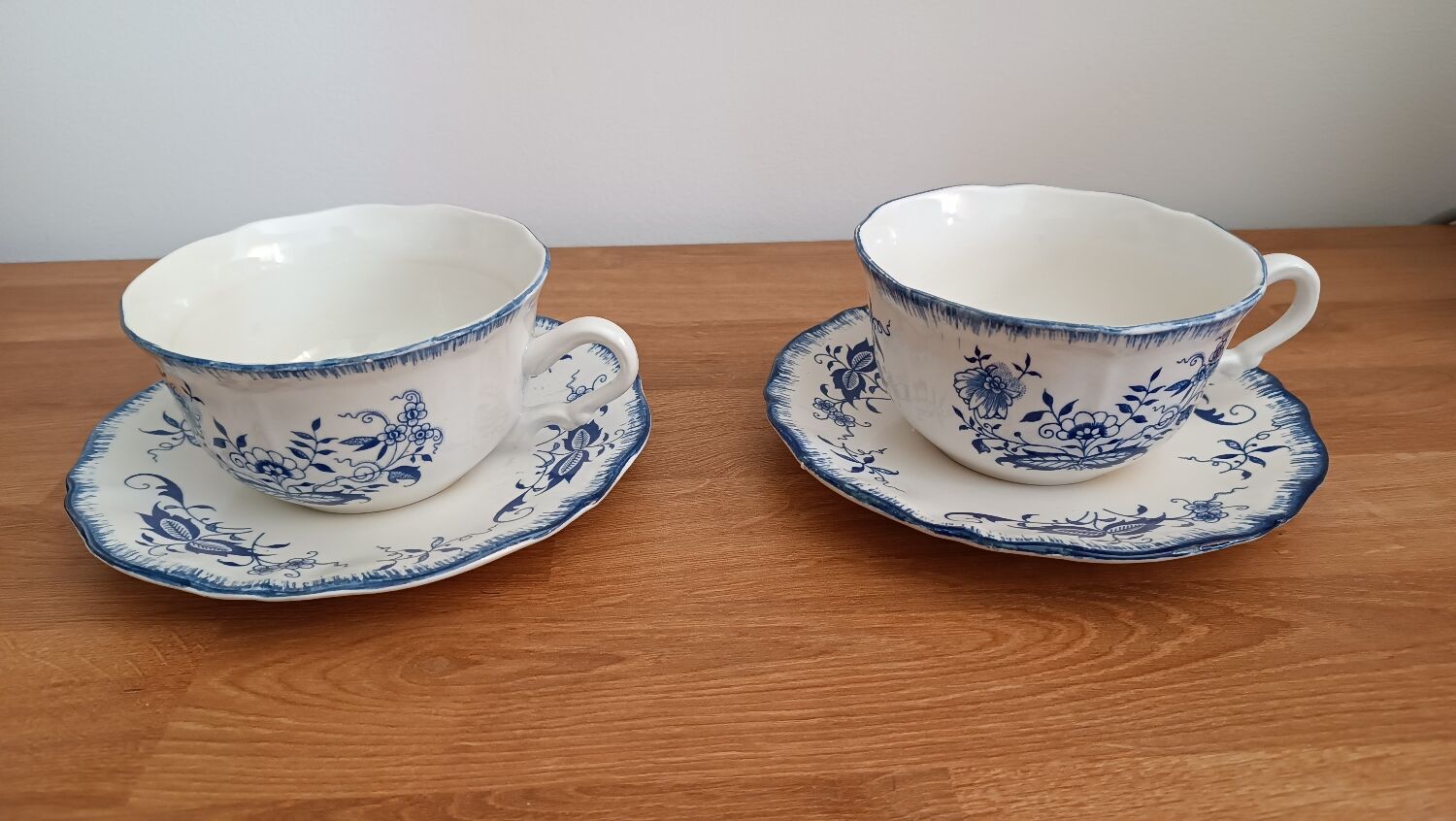 Lancaster tea cups