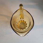 Pichet vintage en verre teinté jaune