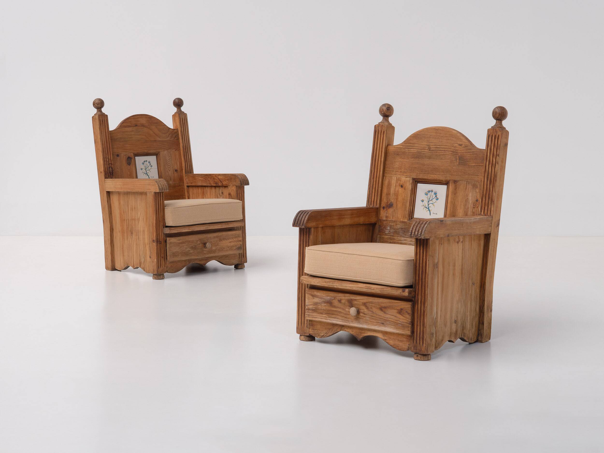 Pair of chic chalet chairs in Spanish pine, 1960s