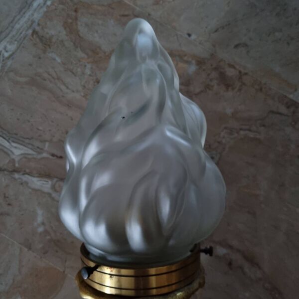 Applique Bronze John Devoluy Main de Nubien à la torche