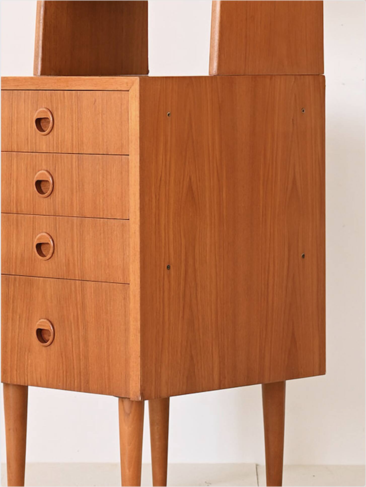 Fine teak bookcase with drawers