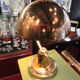 Lampe à poser en laiton doré